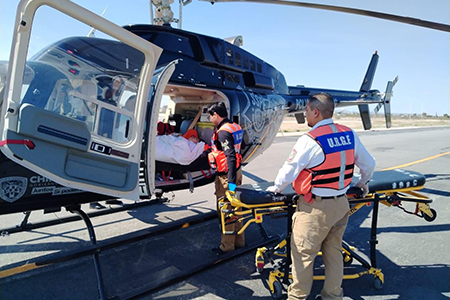 A-Ciudad-Juarez-es-trasladado-una-joven-de-Casas-Grandes-en-helicoptero