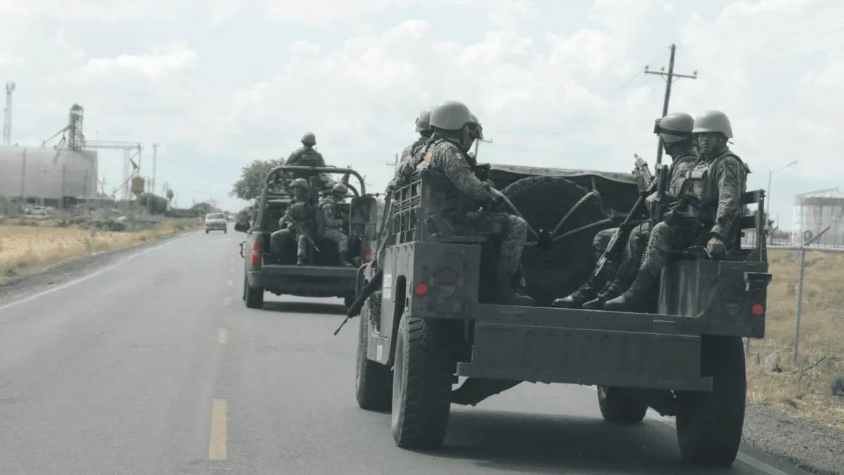 convoy_de_seguridad_-2-.png_554688468