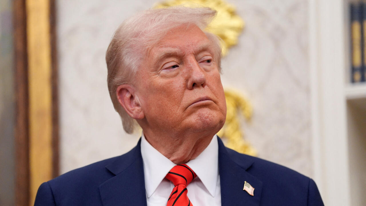 2025-10-10T214814Z-634557862-RC299HAPL1M3-RTRMADP-3-USA-TRUMP 2025-10-10T214814Z-634557862-RC299HAPL1M3-RTRMADP-3-USA-TRUMP