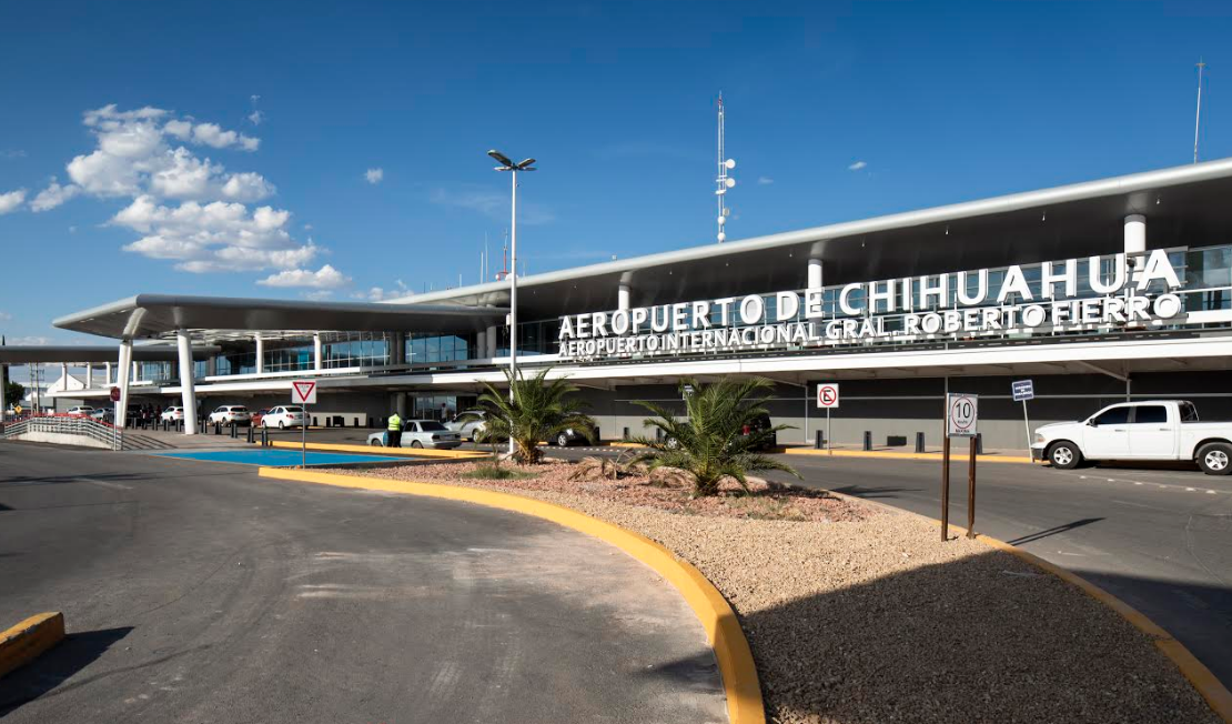 Aeropuerto_Internacional_de_Chihuahua Aeropuerto_Internacional_de_Chihuahua