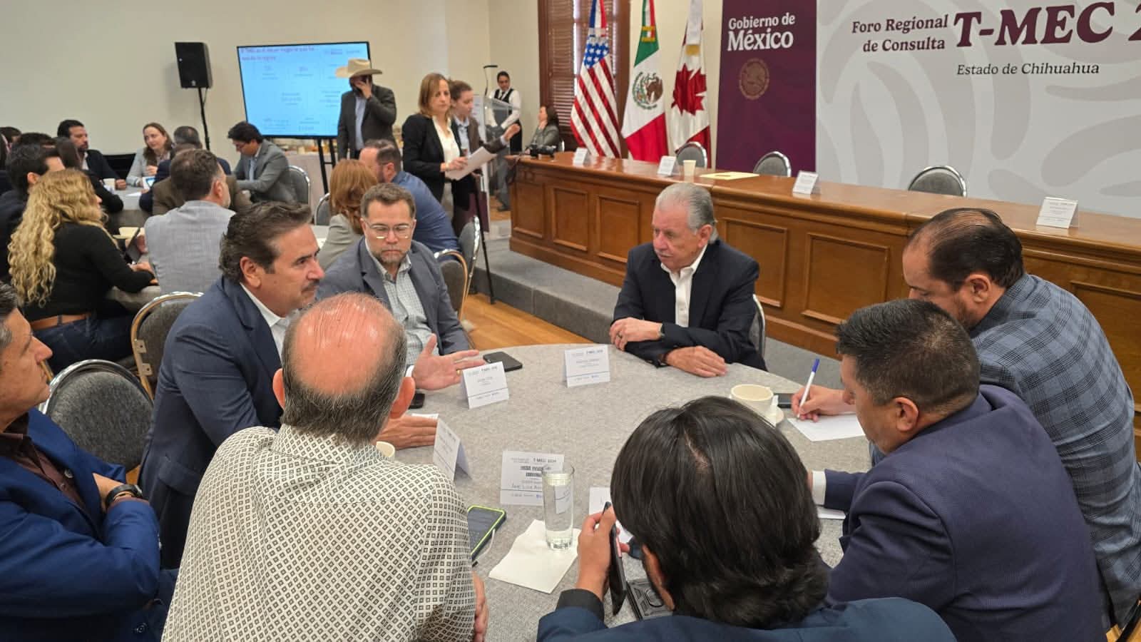 FB_IMG_1761912750485 FB_IMG_1761912750485