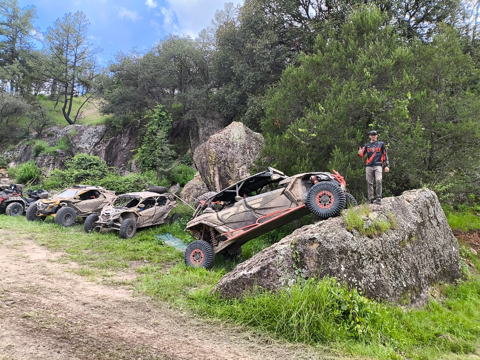 WhatsApp-Image-2025-08-21-at-11.27.29-AM.jpeg WhatsApp-Image-2025-08-21-at-11.27.29-AM.jpeg