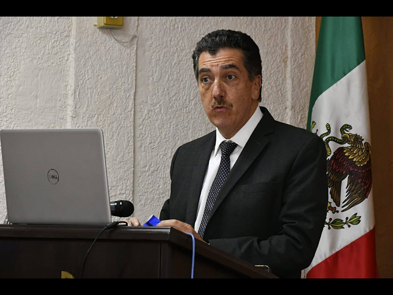 arturo-fuentes.jpg arturo-fuentes.jpg