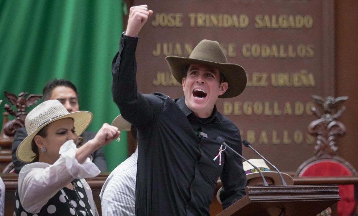 CARLOS-BAUTISTA-TAFOLLA-e1762823145919-1160x700-1-1160x700