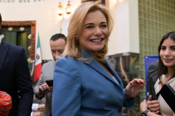 middle-imagen-de-whatsapp-20250527-a-las-135236daeb9f1e-645702381