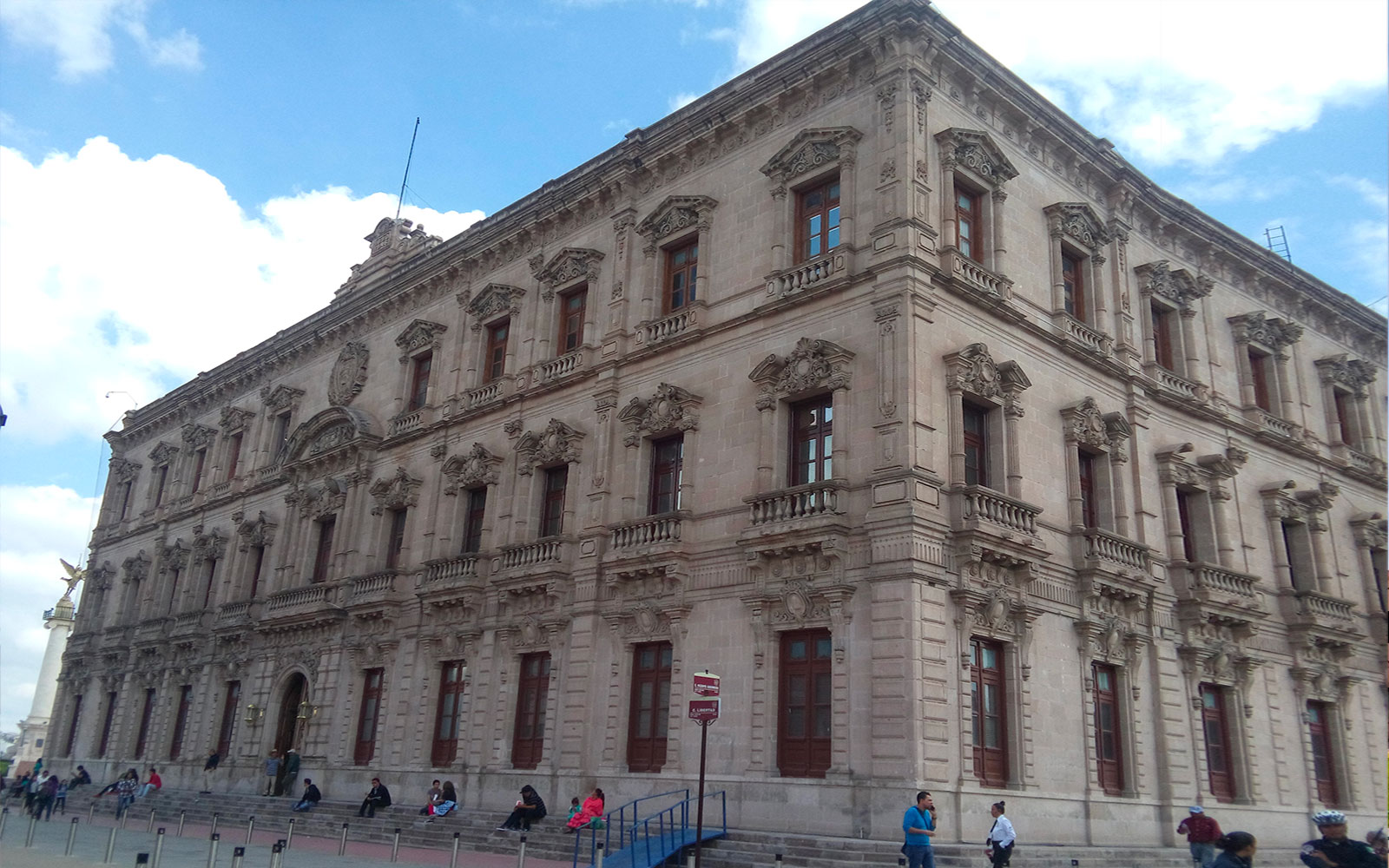 palacio-de-gobierno-de-chihuahua.jpg