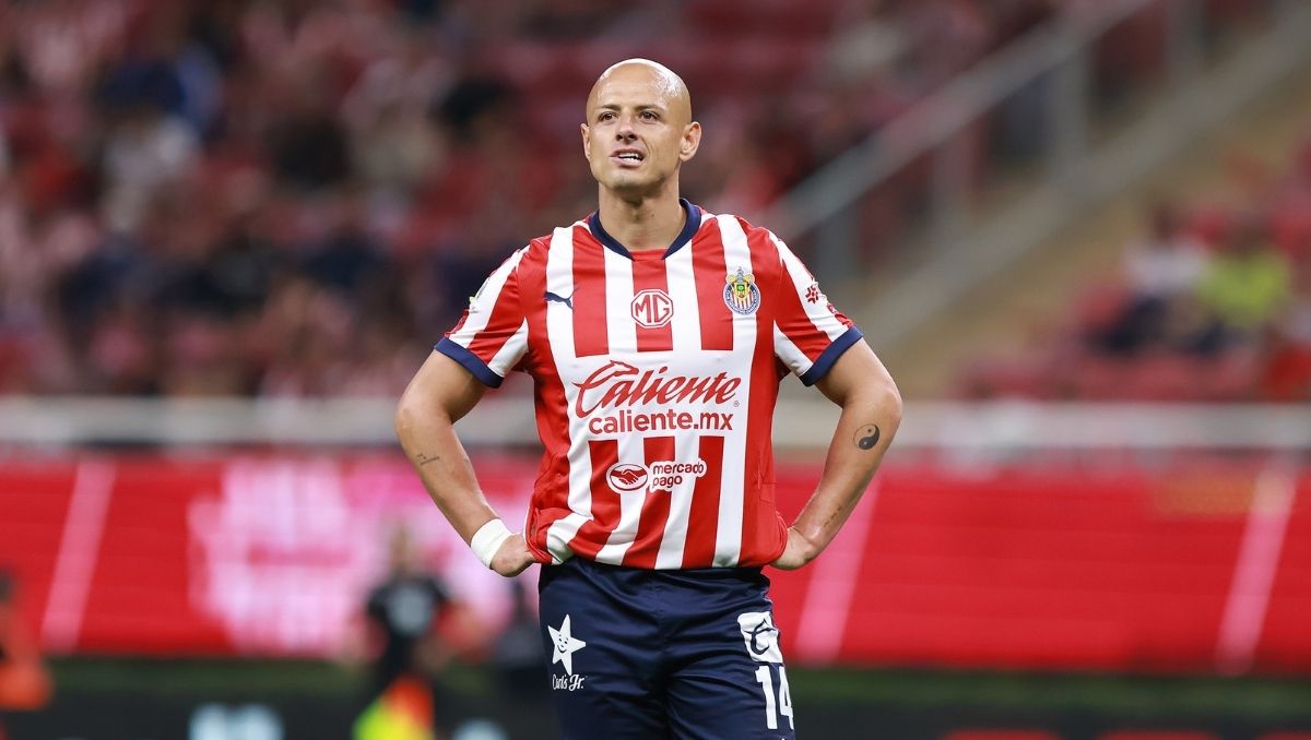 chivas-oficial-salida-javier-chicharito