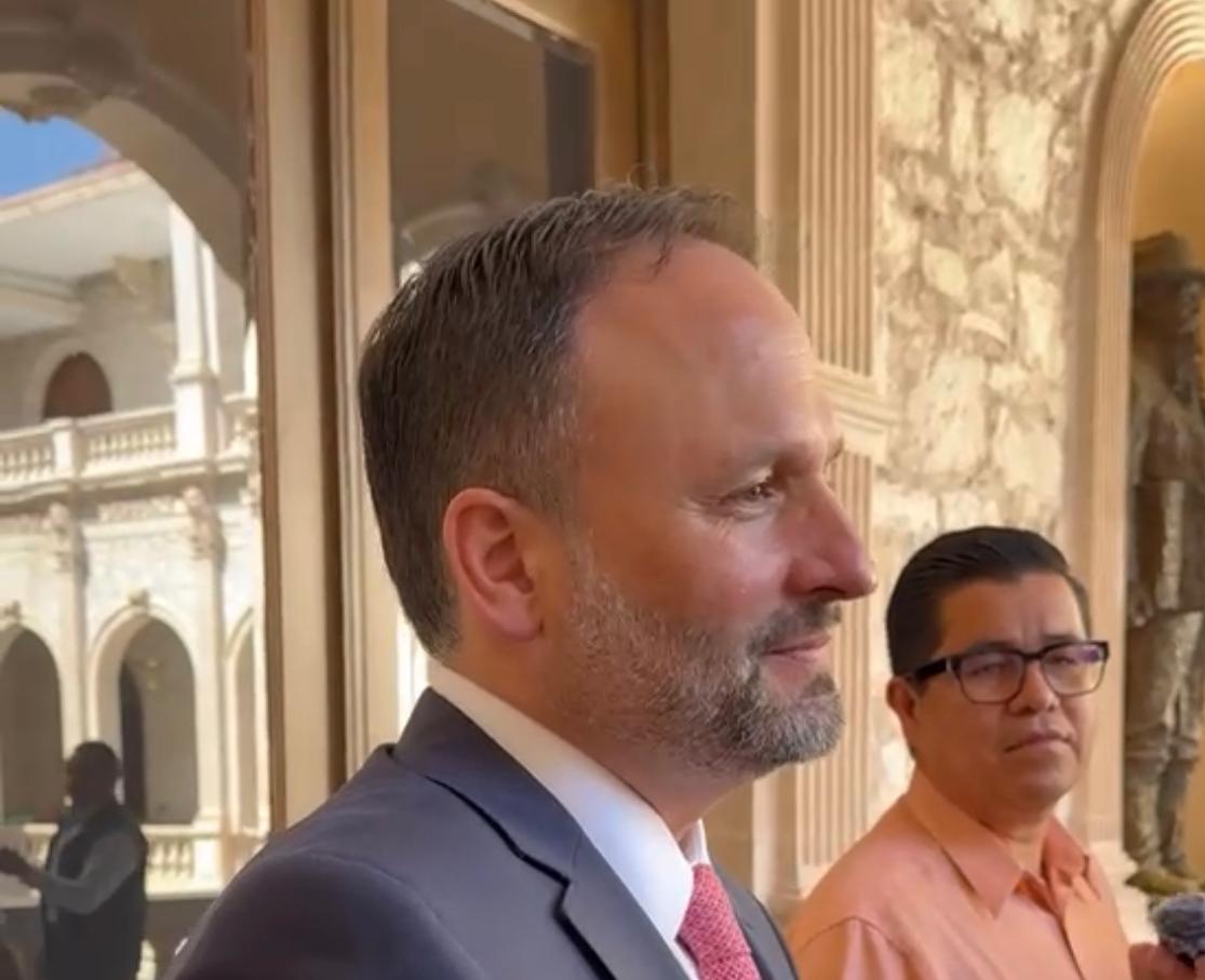 6dca752a-1d87-4dd2-9e32-ac3f12d0a8c0