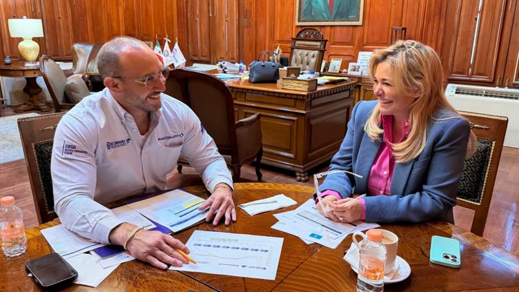 principal_100d495e-f0fe-4e52-8763-907c514770c2