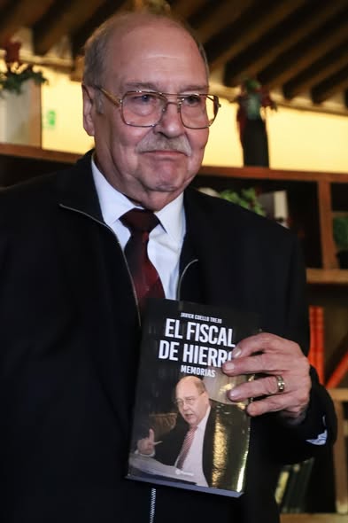 Presentación del libro El Fiscal de Hierro
