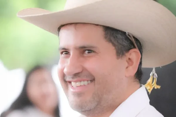 274037xeva20251102090917