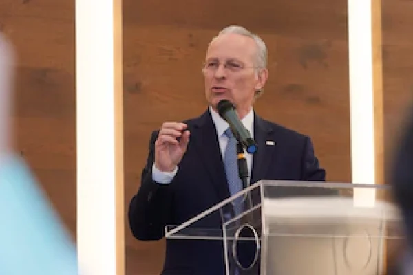 323PLH2ZQBFK7AUDOUXZ5V6COM