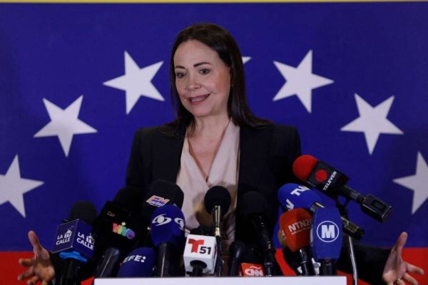 cnne-1556853-maria-corina-machado-maduro-sabe-muy-bien-que-frente-a-mi-pierde