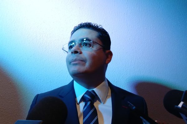 d9e340f7-e128-4f4d-9d01-486d2c42a825