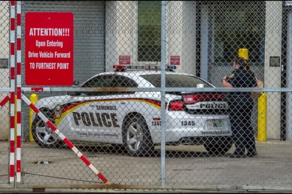 dos_tiroteos_dejan_siete_personas_muertas_en_florida_version1770917835954.jpg_1821572131