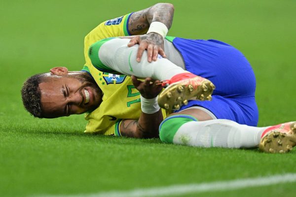 lusail-city-qatar-november-24-neymar-of-brazil-on-NG2QBR4PCFAMJD6BHLDKYVBFVE