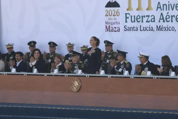 sheinbaum-reconoce-labores-fuerza-aerea